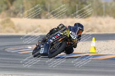 media/Jan-14-2024-SoCal Trackdays (Sun) [[2e55ec21a6]]/Turn 6 (125pm)/